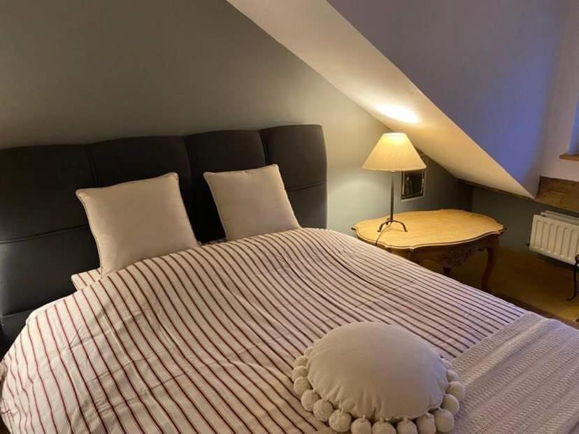 Chez Monsieur Bed and Breakfast Florenville Buitenkant foto